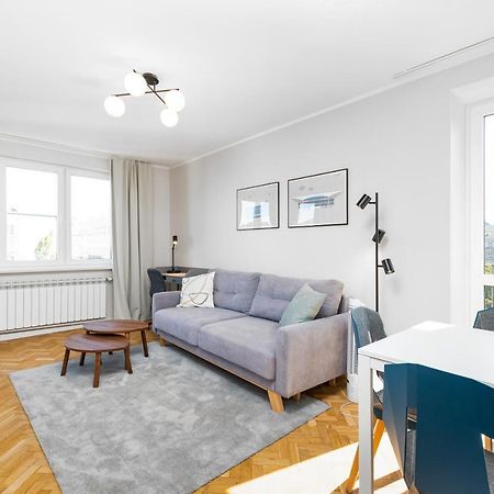 Pl. Dabrowskiego 12 By Homeprime Varšava Exteriér fotografie