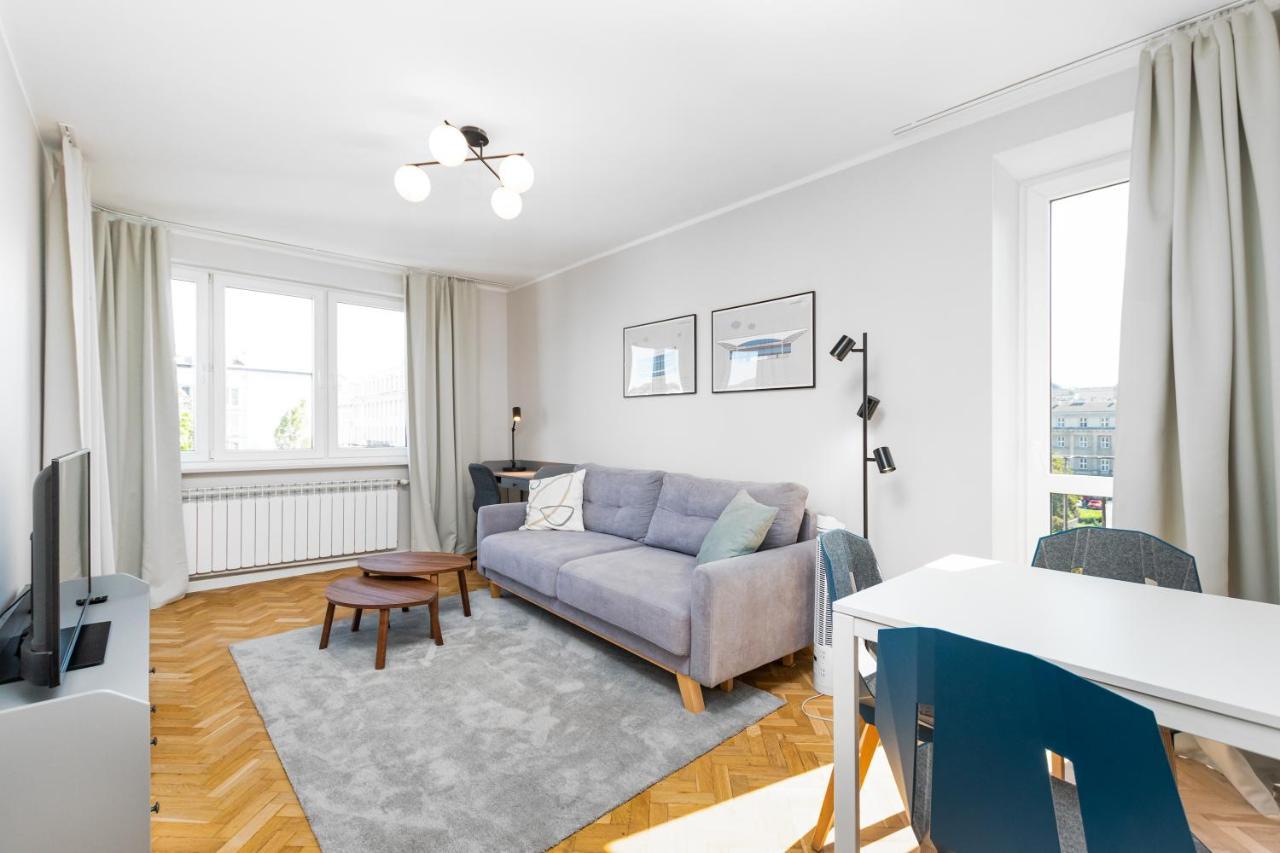 Pl. Dabrowskiego 12 By Homeprime Varšava Exteriér fotografie